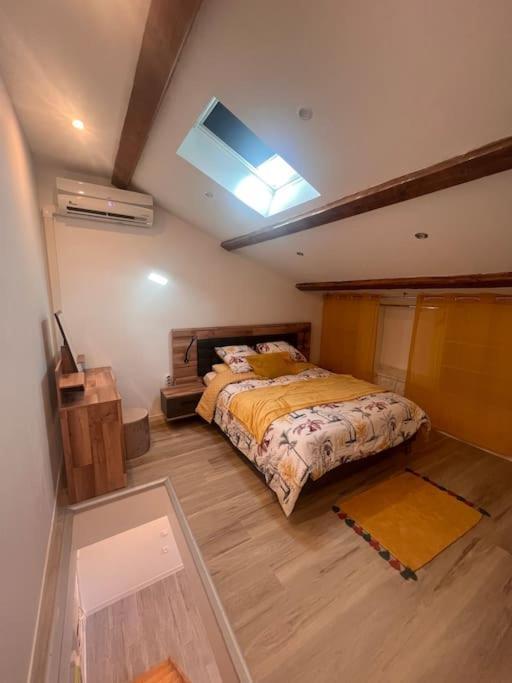 T2 Neuf Et Moderne Climatiser Avec Netflix Amazon Marseille Exterior photo